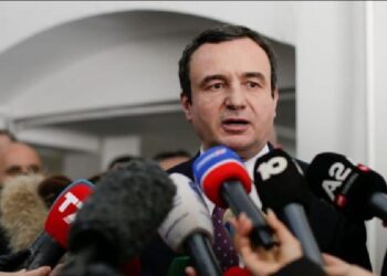 Komunitetet ia tregojnë kushtet Albin Kurtit