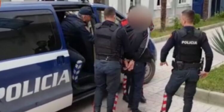Ishte në kërkim për vrasje nga UNMIK, arrestohet kosovari në Shqipëri