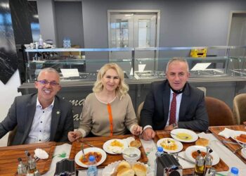 Muharremaj, Behluli e Kastrati vizituan Shtëpinë e të Moshuarve në Gjinoc