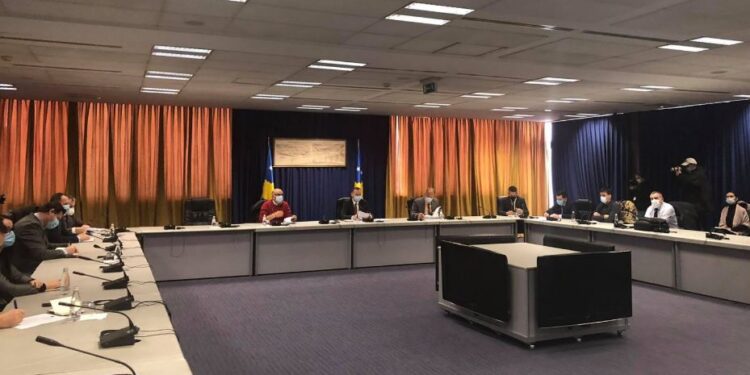 Lenjani kritikon institucionet: Vetëm pas zgjedhjeve po flisni për masa