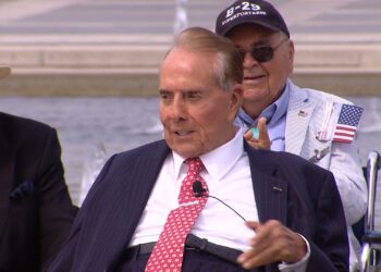 Senatori amerikan Bob Dole, është diagnostifikuar me kancer në mushkëri