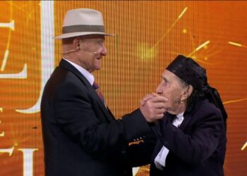 Dashuri e rrallë, pasi mposhtën Covid-19 çifti feston 73-vjetorin e martesës