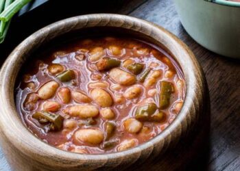 Fasule me lakra turshi