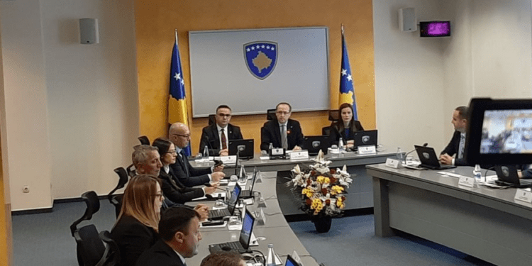 Hoti thërret mbledhjen e Qeverisë, çfarë do të diskutohet?!