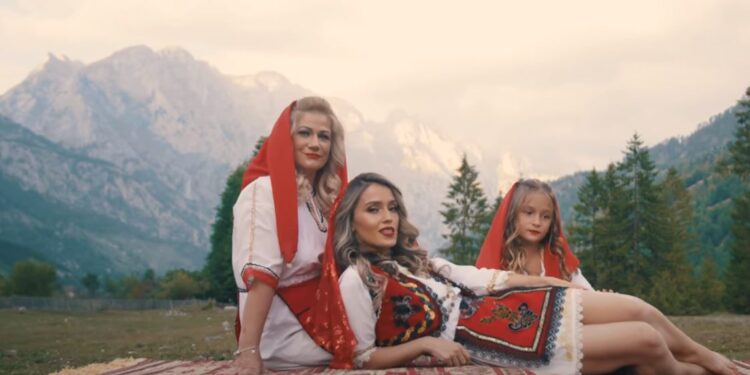 Kënga “Young Queen” nga Mimoza, dedikim për Kosovën