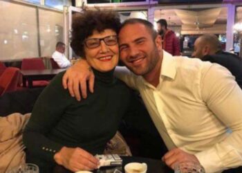 Patris Berisha e kujton nënën e tij me fjalë prekëse