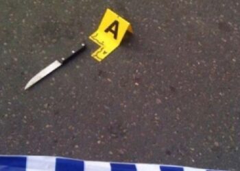 Therret me thikë një person në Pejë, fillojnë kërkimet për dorasin