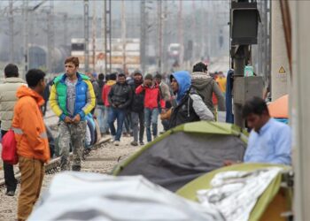 Kapen 12 shtetas nga Afganistani që po tentonin të futen në Kosovë nga Maqedonia e Veriut