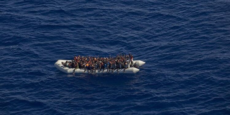 Shpëtohen 25 emigrantë të parregullt në ujërat e Tunizisë