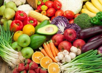 Këto ushqime mund ta luftojnë kancerin e zorrës së trashë