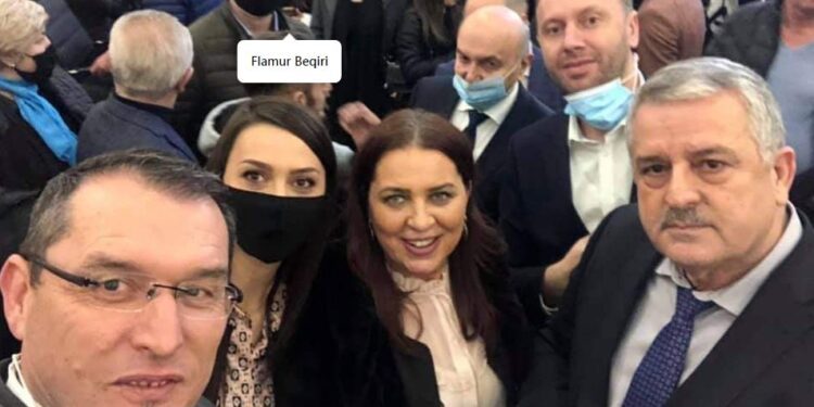 Reagimi i LDK-së pasi Kurti paralajmëroi shfuqizimin e vendimeve të Qeverisë Hoti