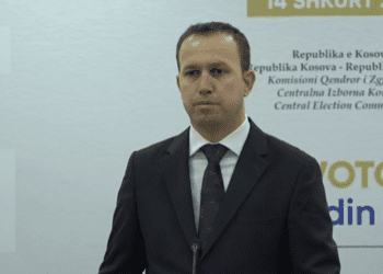 Valmir Elezi: Të gjitha qendra e votimit në janë hapur me kohë