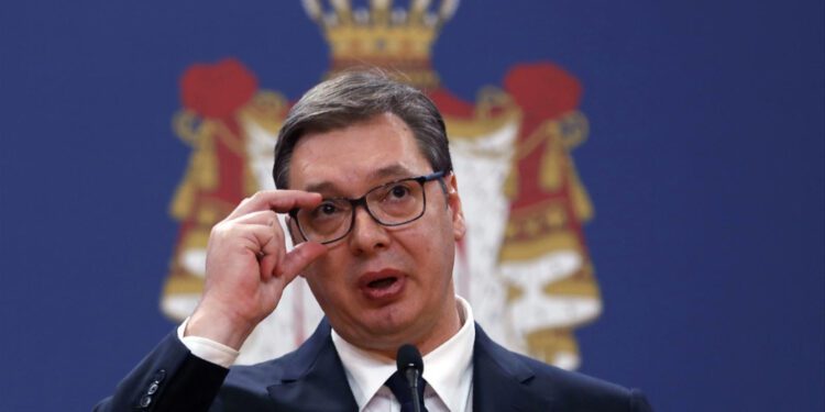 Vuçiq: Serbia e ka të vështirë punën me Biden