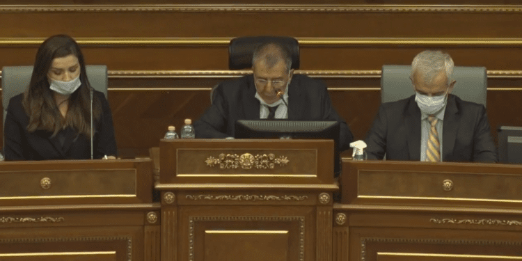 Nis senaca për konstituimin e legjislaturës së 8-të të Kuvendit të Kosovës