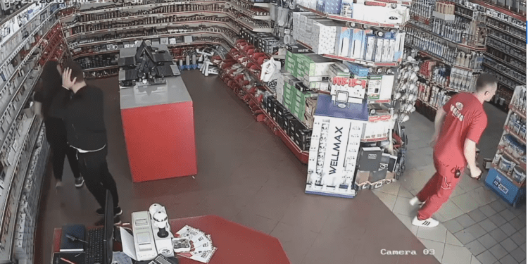 Avokati Besnik Berisha publikon video të re për rastin e vrasjes së Agonis Tetaj