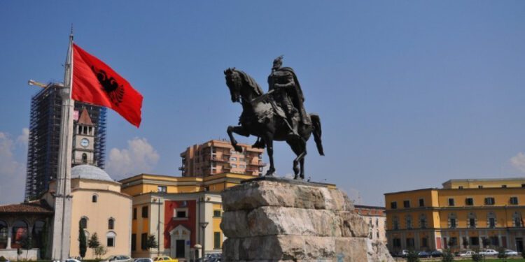 Shqipëria shpallë ditë zie për vdekjen e deputetit Bashkim Fino
