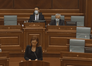 Emilija Rexhepi – Lista Serbe: Sipas kushtetutës një ministër i takon përfaqësuesve serb