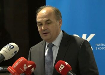 A do ta votojë PDK-ja Vjosa Osmanin për presidente?!