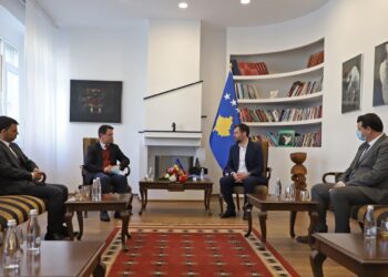 Hajrullah Çeku pranon detyrën e Ministrit të Kulturës