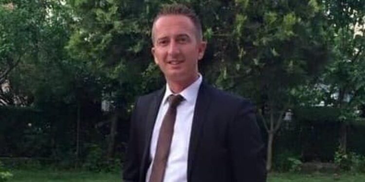 Vdes në moshë të re nga koronavirusi profesor Vladet Hoxha