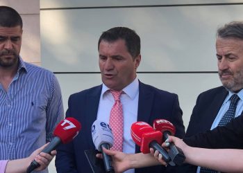 Afrim Muçiqi: Do të bëhet një manual për sallat e dasmave, pishinat dhe klubet e natës