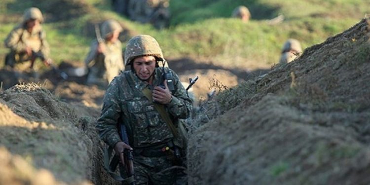 Azerbejxhan dhe Armenia nuk gjejnë paqe, merren rob 6 ushtarë armenë!