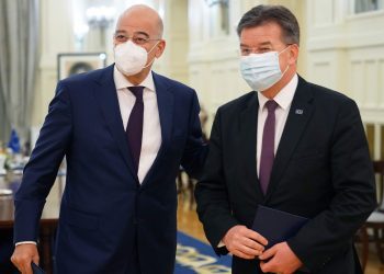 Nikos Dendias dhe Lajçak flasin për dialogun Kosovë-Serbi