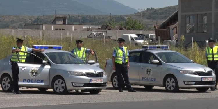 Policia e Kosovës arreston një person, prezantohej si person zyrtar