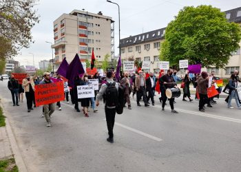 Protestohet në kryeqytet:“Punëtore dhe punëtorë kundër shtypjes”
