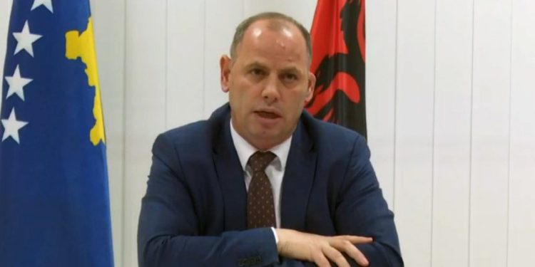 Lladrovci – Prof. Sadri Fetiun: Vetëm doli përball shovinistëve kur u sulmua Instituti Albanologjik