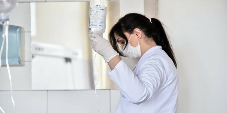 SHSKUK: 292 pacientë po trajtohen me koronavirus