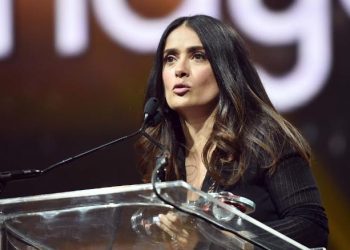 Hayek për betejën me Covid-19: Isha aq keq sa thashë më mirë të vdes në shtëpi