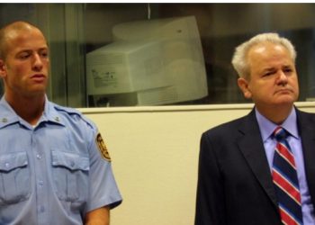 Me 27 maj 1999 u kunfirmua padia kundër Slobadoan Millosheviq për krimet në Kosovë