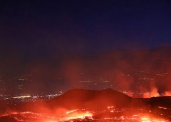 Ndalet llava e vullkanit në Kongo, mijëra qytetarë largohen nga vendi