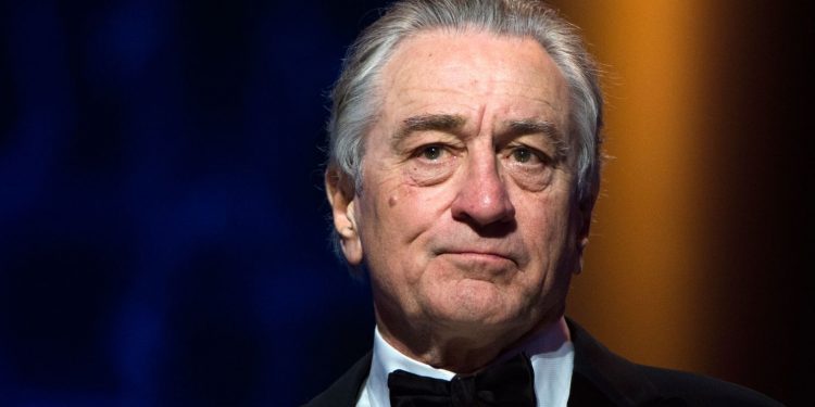 Robert De Niro drejt falimentit financiar