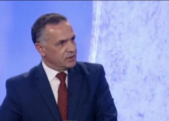 Isufi për Kurtin: Në uniformë kurrë se kam parë