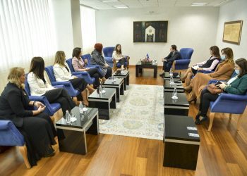 Kurti takim me KOMF: Respektimi i të drejtave të fëmijëve është demokratizim i një vendi