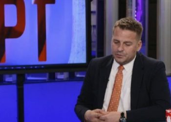 Armend Muja u është përgjigjur kritikave të partive opozitare