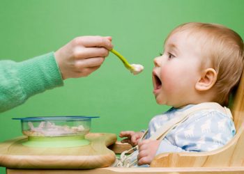 12 super ushqime për një qumësht më të mirë për bebet tuaja