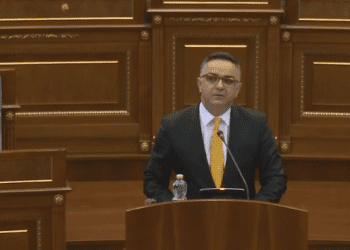 Tahiri: Partia në pushtet të ndalë me punësime në agjencione të pavarura