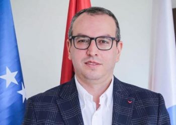 Gjoshi: Veç Kurti dhe VV mund ta bëjnë këtë, nuk i falin gjobat e qytetarëve