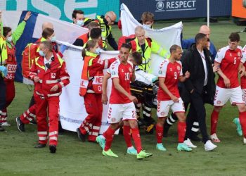 UEFA kritikohet për vazhdimin e ndeshjes pas sulmit të Eriksen