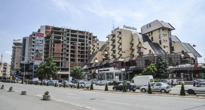 Gjakovari ushtron dhunë ndaj vajzës së tij, arrestohet nga Policia