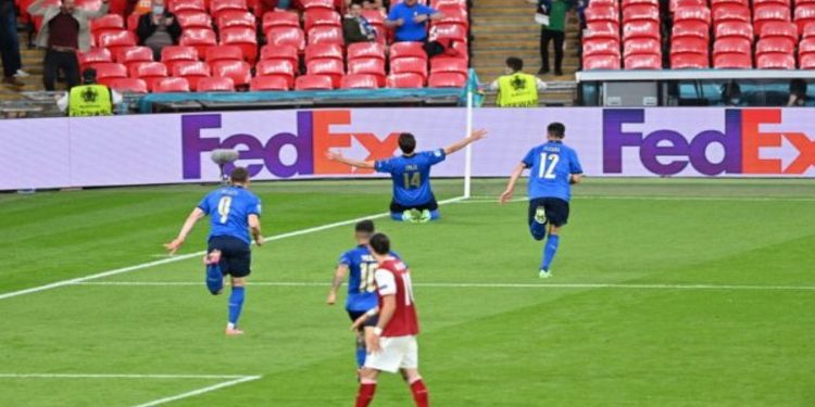 Lojë e vështrië, Italia kualifikohet në çerekfinale të Euro2020