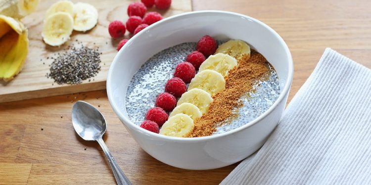 Si të përgatisni kos për një mëngjes perfekt