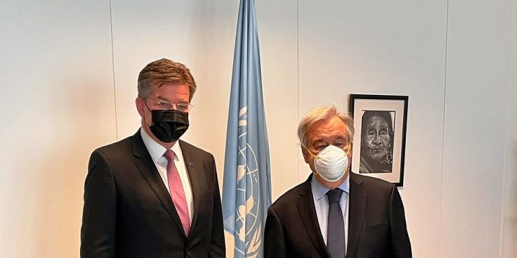 Lajçak takon Gutierrez, flasin për dialogun Kosovë-Serbi