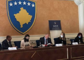 Nënshkruhen kontrata me 153 biznese të cilat do të krijojnë 353 vende pune