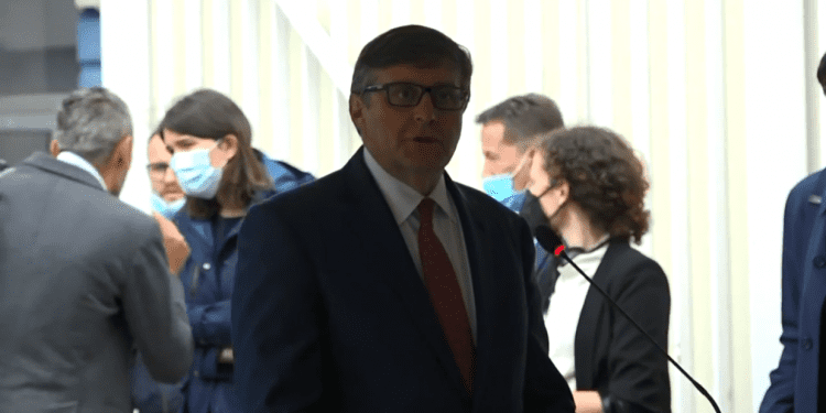 Palmer: Forma sesi duhet të bëhet Asociacioni është forma sesi do të dakordohen palët