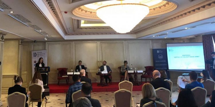 Opozita kritikë Qeverisë për jotransparencë në takimin Kurti-Vuçiq