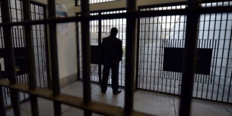 Vendoset paraburgim ndaj 4 persona për ryshfet, fajde, keqpërdorim i pozitës e mashtrim